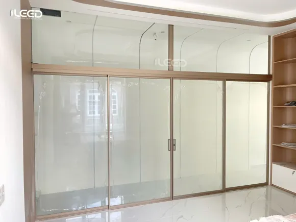 Hoàn thiện cửa nhôm kính Slim lùa không ray dưới tại TPHCM